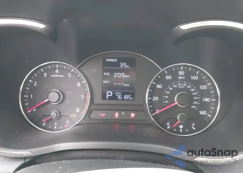 2016 Kia Forte Lx z USA, uszkodzony, nr VIN KNAFK4A63G5614372